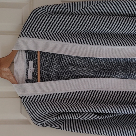 Loft Cardigan Size XS - Picture 2 of 5
